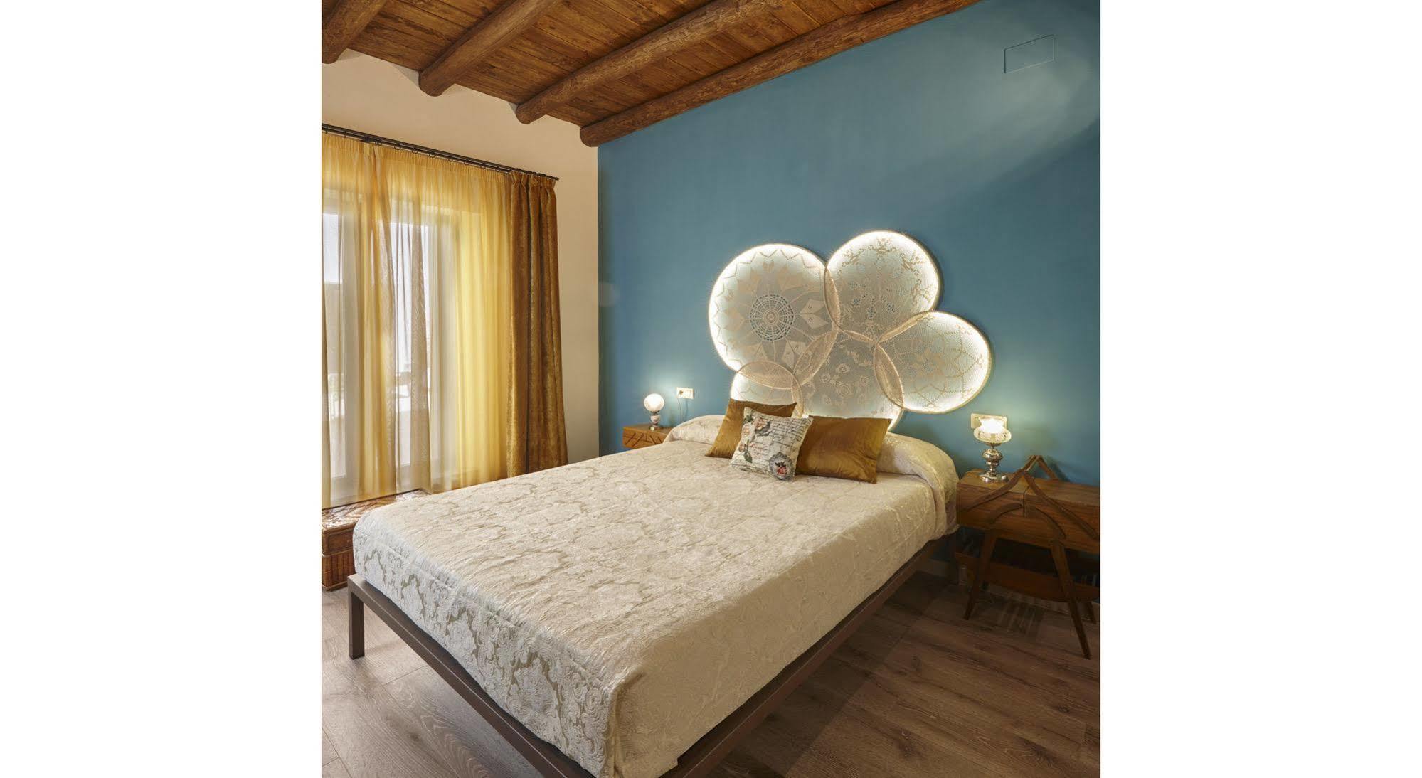 Hotel Galeria Essentia Aracena Kültér fotó